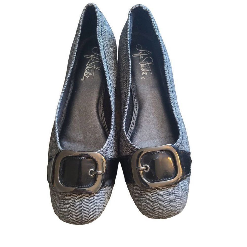 Life Strides Gray Tweed Slip On Loafers with Buckle Accent Size 9